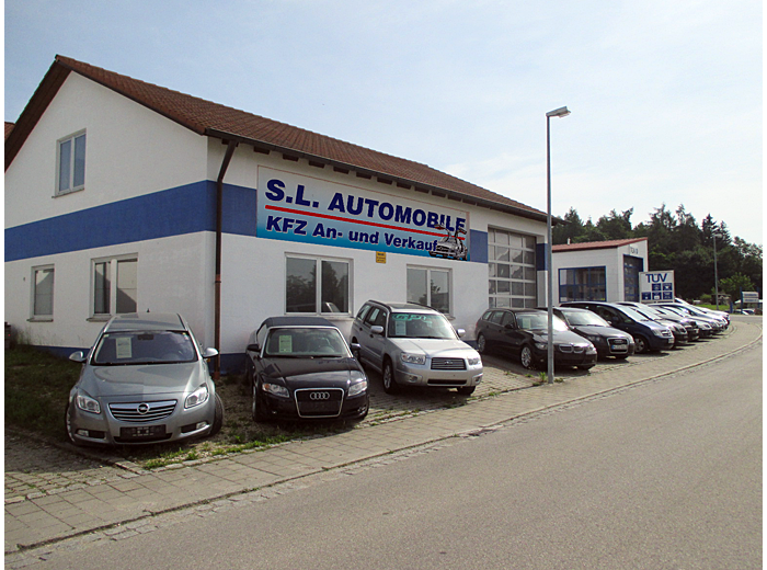 Aussenansicht Autohaus Hemau